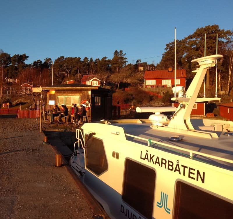 VÅRDCENTRAL & LÄKARBÅT